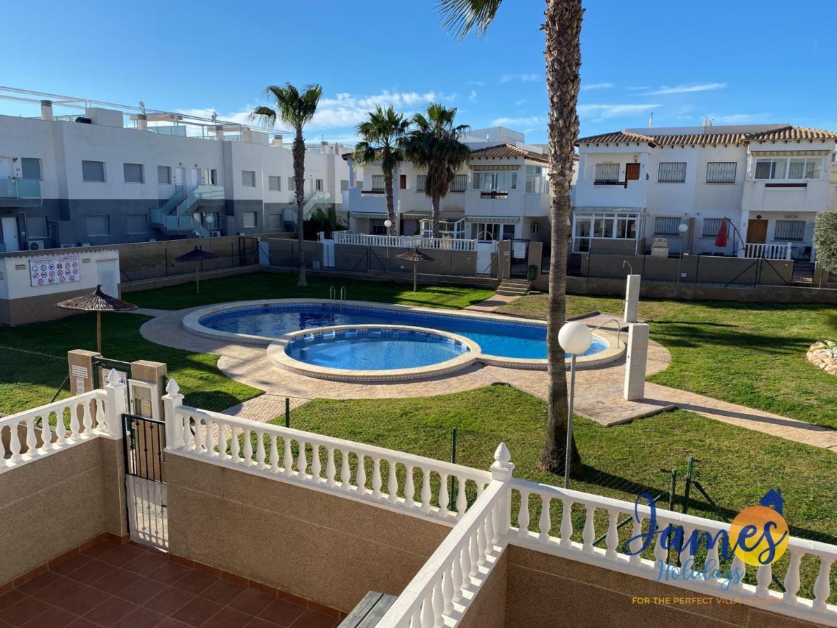 La Cinuelica, R3 1St Floor Apartment Com Pool L129 تورّيفيِخا المظهر الخارجي الصورة